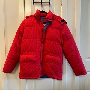 Earthwear red and blue puffer jacket with hood